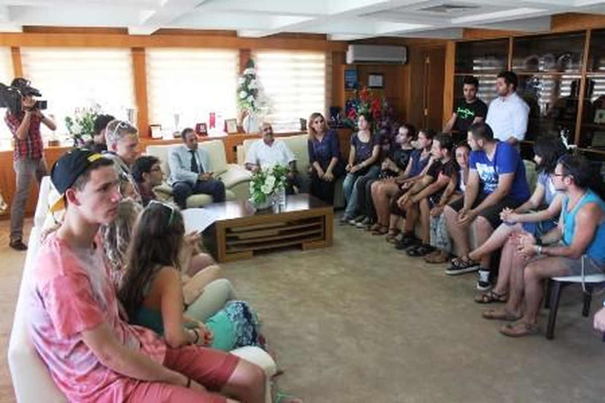 "Tüketmeden Önce Tekrar Düşün"