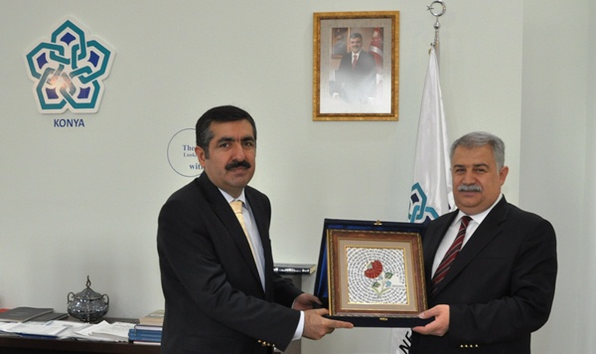Vali Aydın Nezih Doğan\'dan Üniversiteye Veda Ziyareti