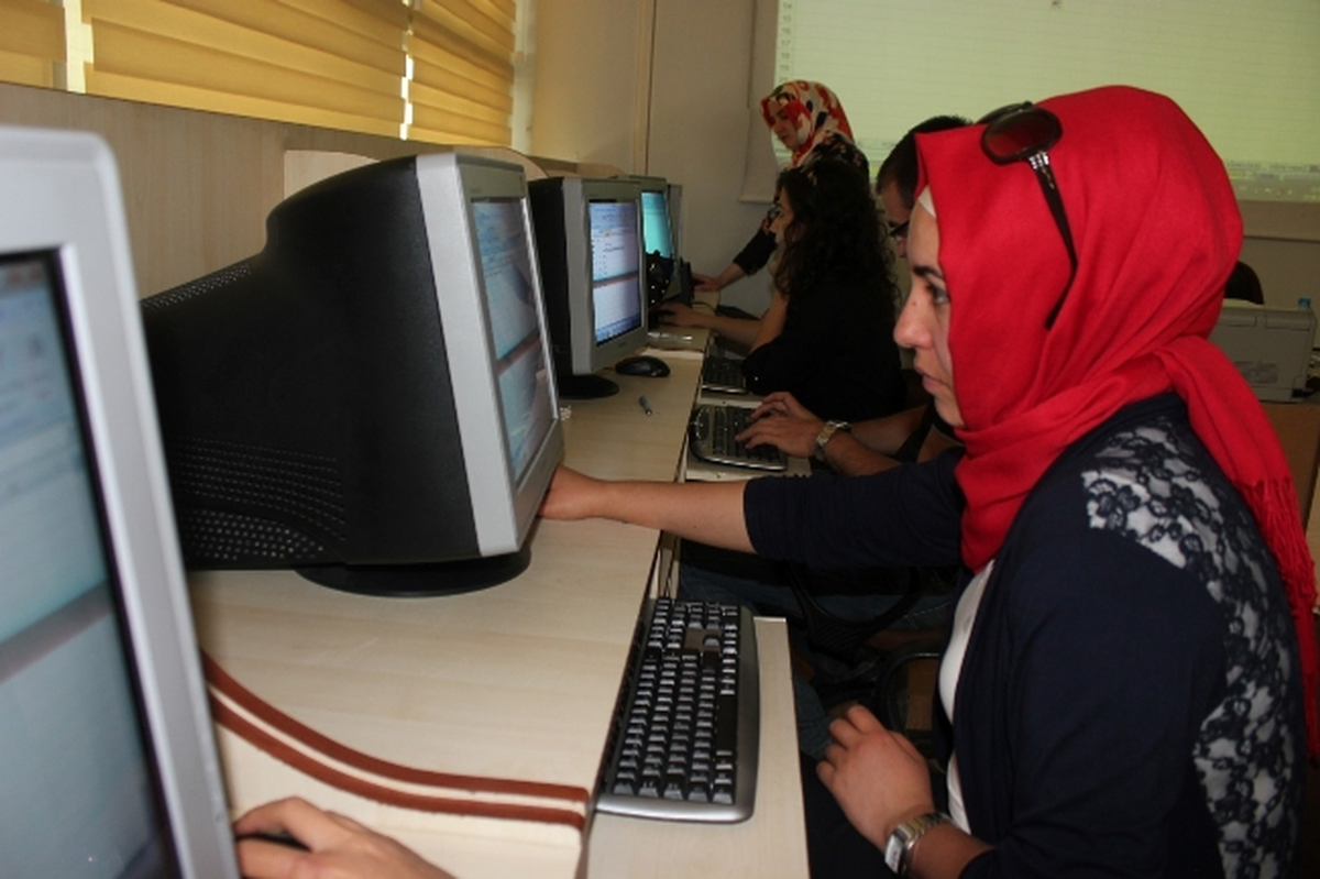 Bilgisayar Kullanımı Eğitimlerle Daha da Yaygın Hale Geliyor