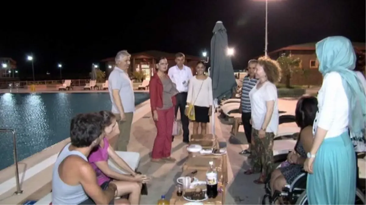 Cumhurbaşkanı Kızı Engelli Plajına Hayran Kaldı