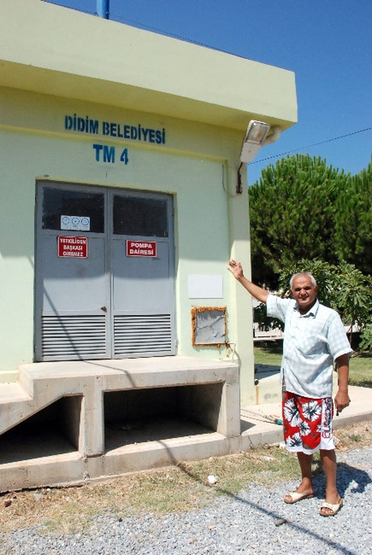 Didim\'de Martı Sitesi Sakinlerinin Atık Su İsyanı