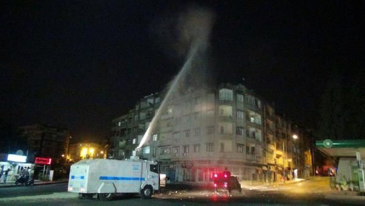 Hatay\'da, Ali İsmail\'i Anma Yürüyüşüne Polis Müdahale Etti