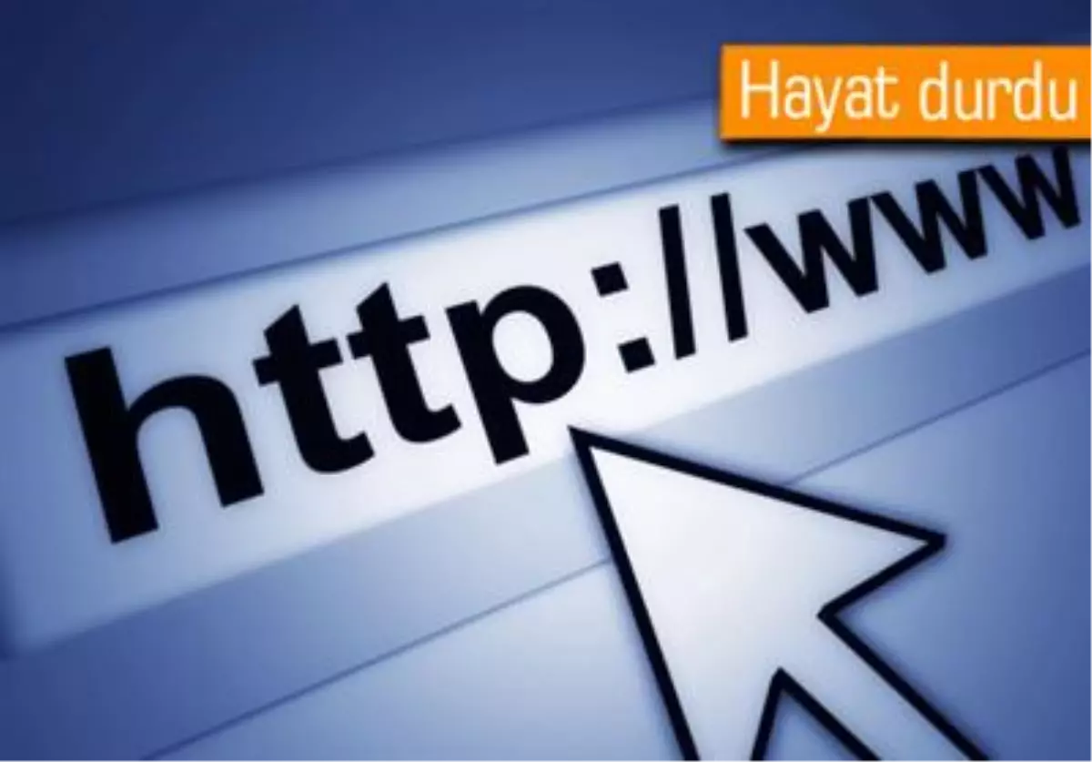 Türkiye\'nin İnternet Bağlantısı Bir Saatliğine Durdu