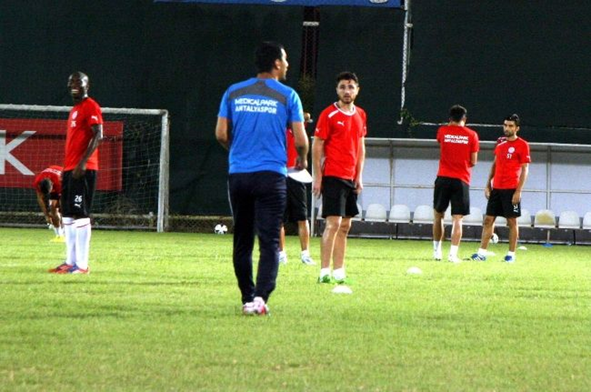 Medical Park Antalyaspor Türkiye Kupası\'nda Final Oynamak İstiyor