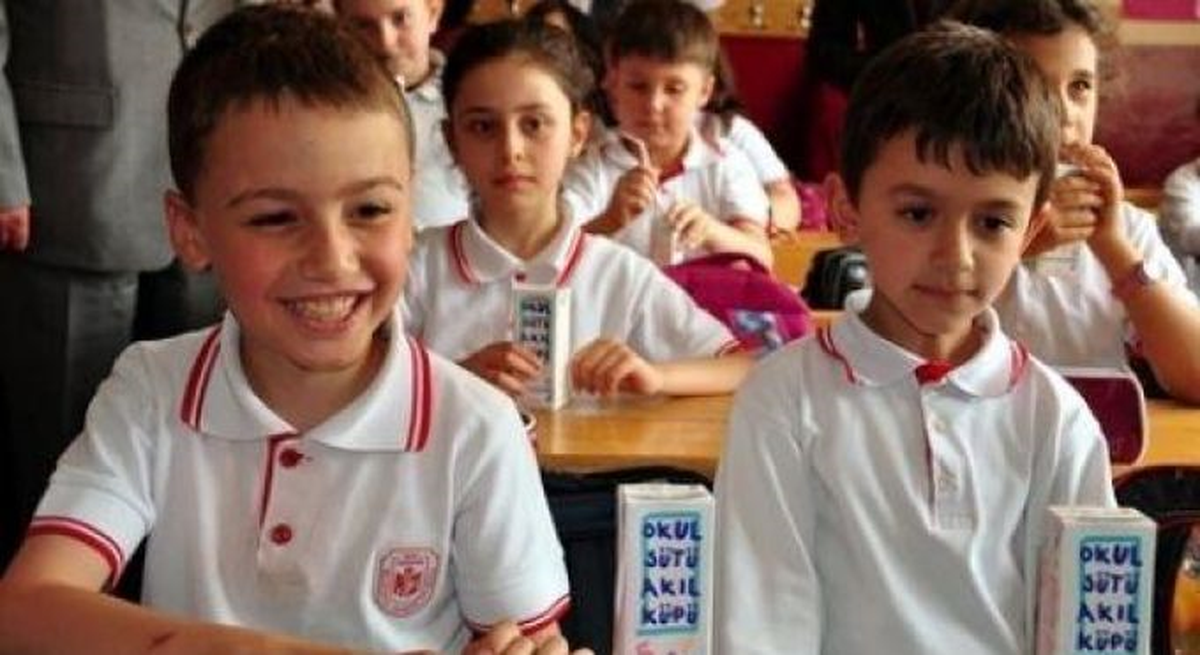 Okul Sütü Programı 2 Yıl Daha Devam Edecek