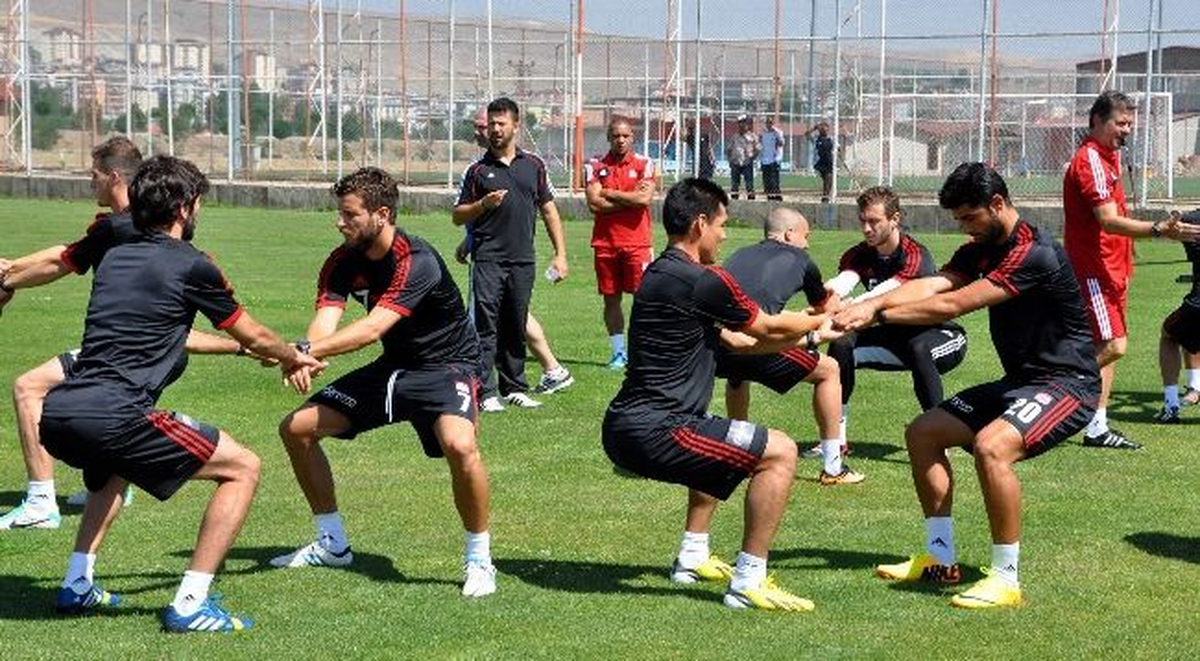Roberto Carloslu Sivasspor Sezona Kötü Başladı
