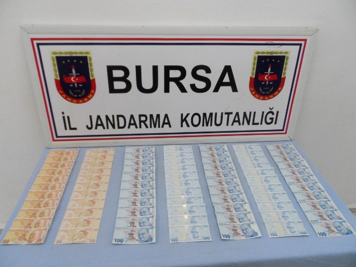 Sahte Para ile Koyun Almaya Çalışınca Yakalandılar