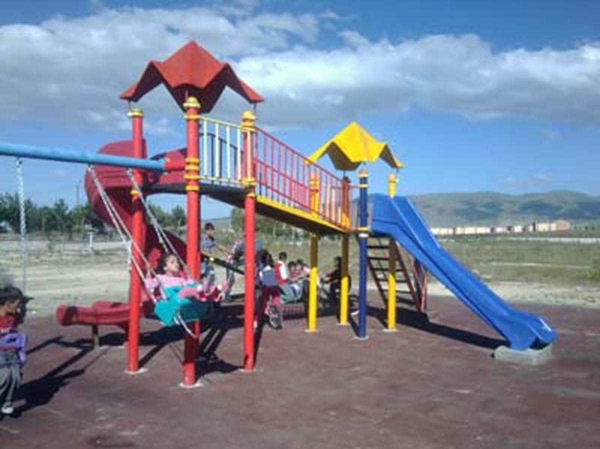 Sarıkamış\'ta Yapımı Tamamlanan Park Hizmete Girdi