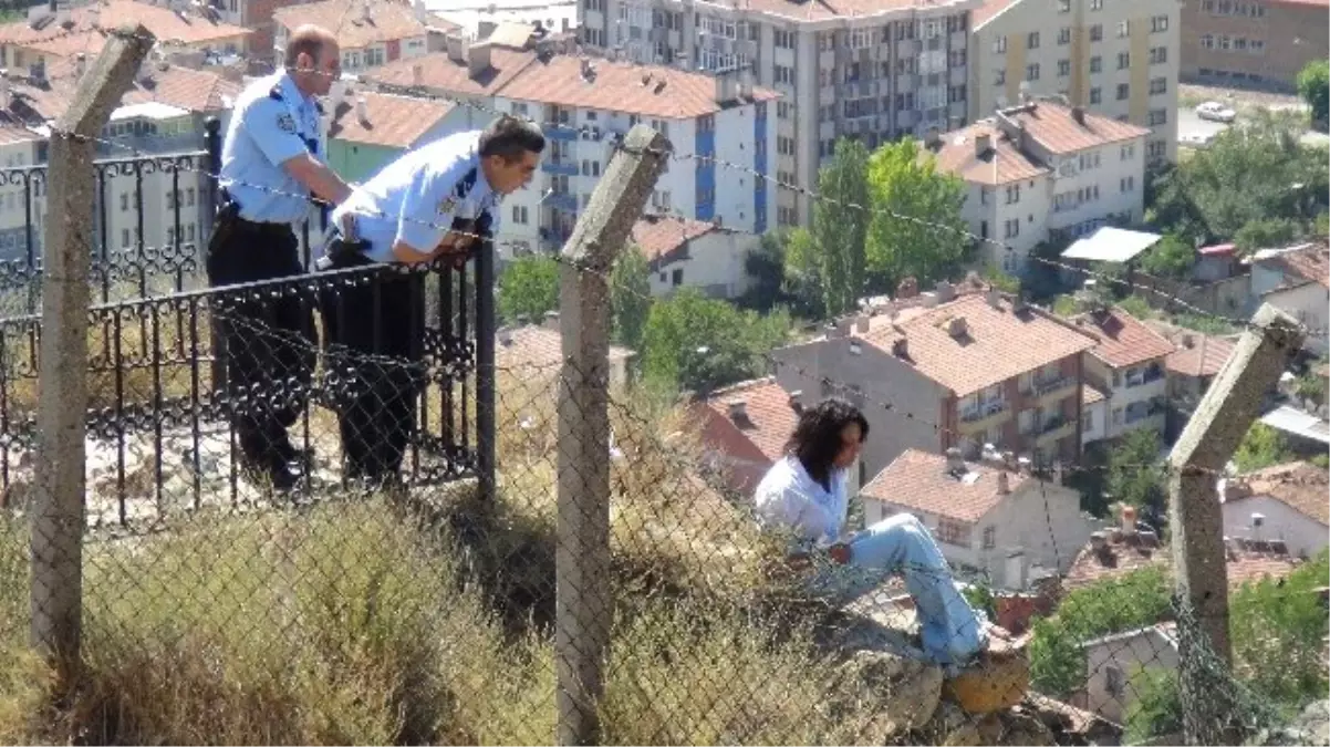 Sevgilisi Aramayınca İntihar Etmek İstedi