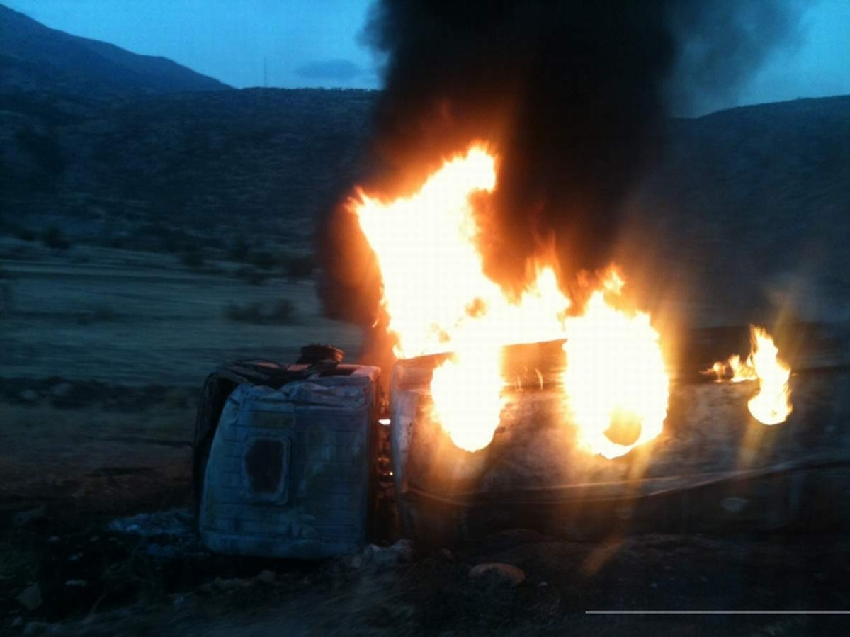 Siirt\'te Mazot Yüklü Tanker Alev Aldı