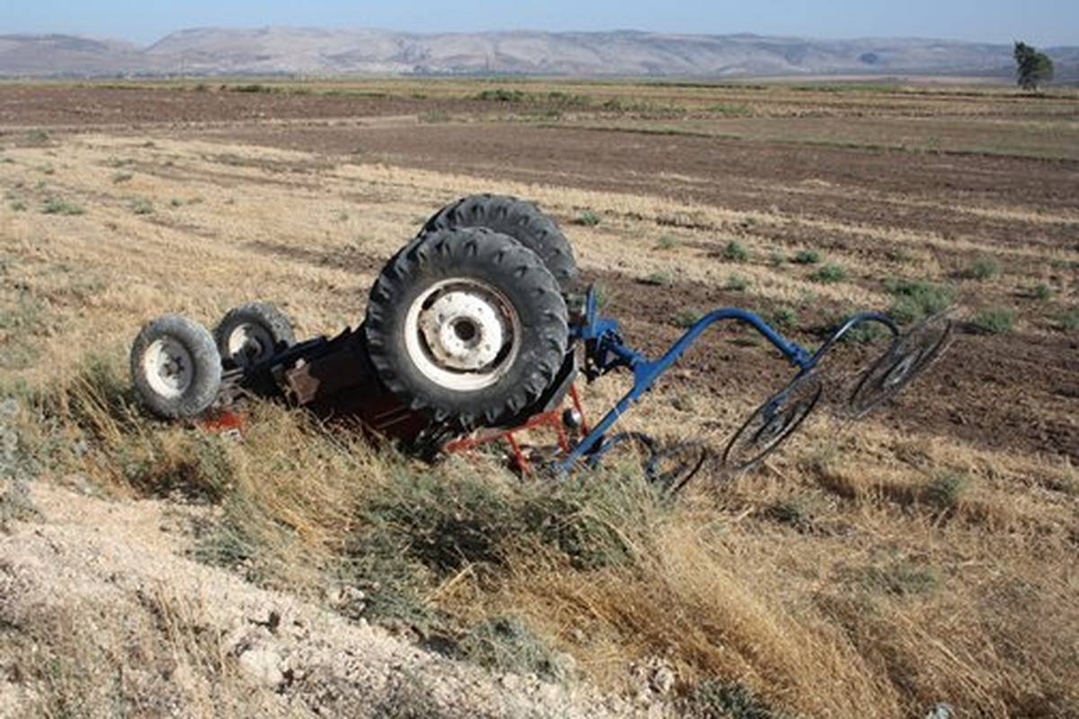 Tarsus ve Çamlıyayla Traktör Kazaları: 2 Ölü
