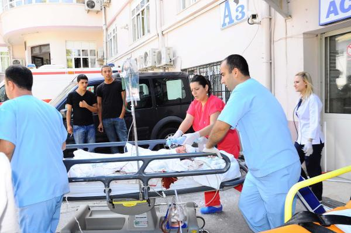 Üzerine Televizyon Düşen Çocuk Yaralandı