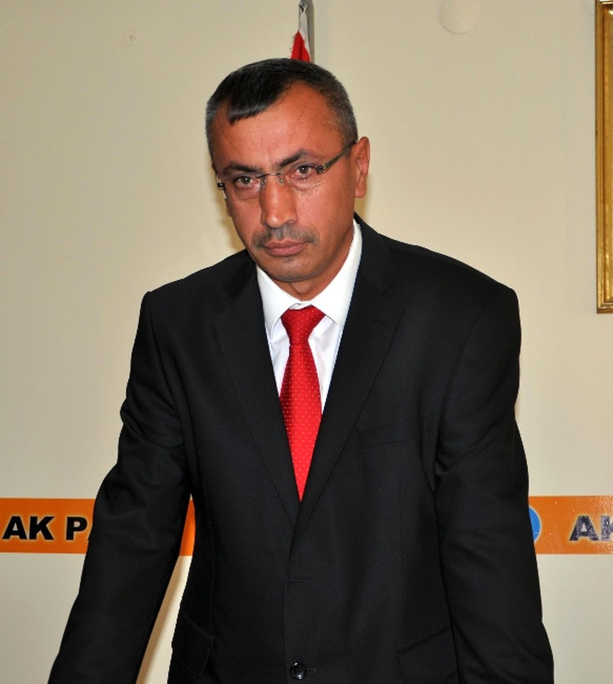 Üzeyir Arslan, AK Parti\'den Aday Adaylığını Açıkladı