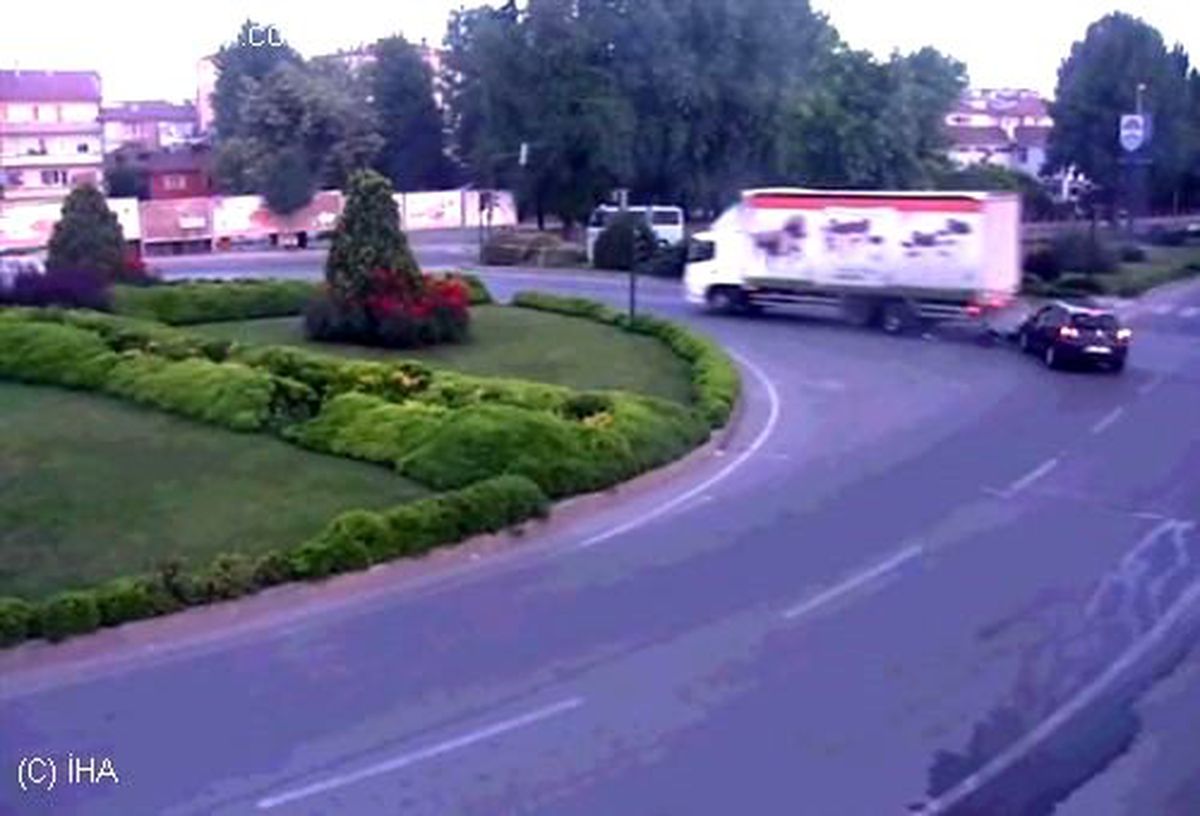 Yalova\'daki Trafik Kazaları Mobese\'de