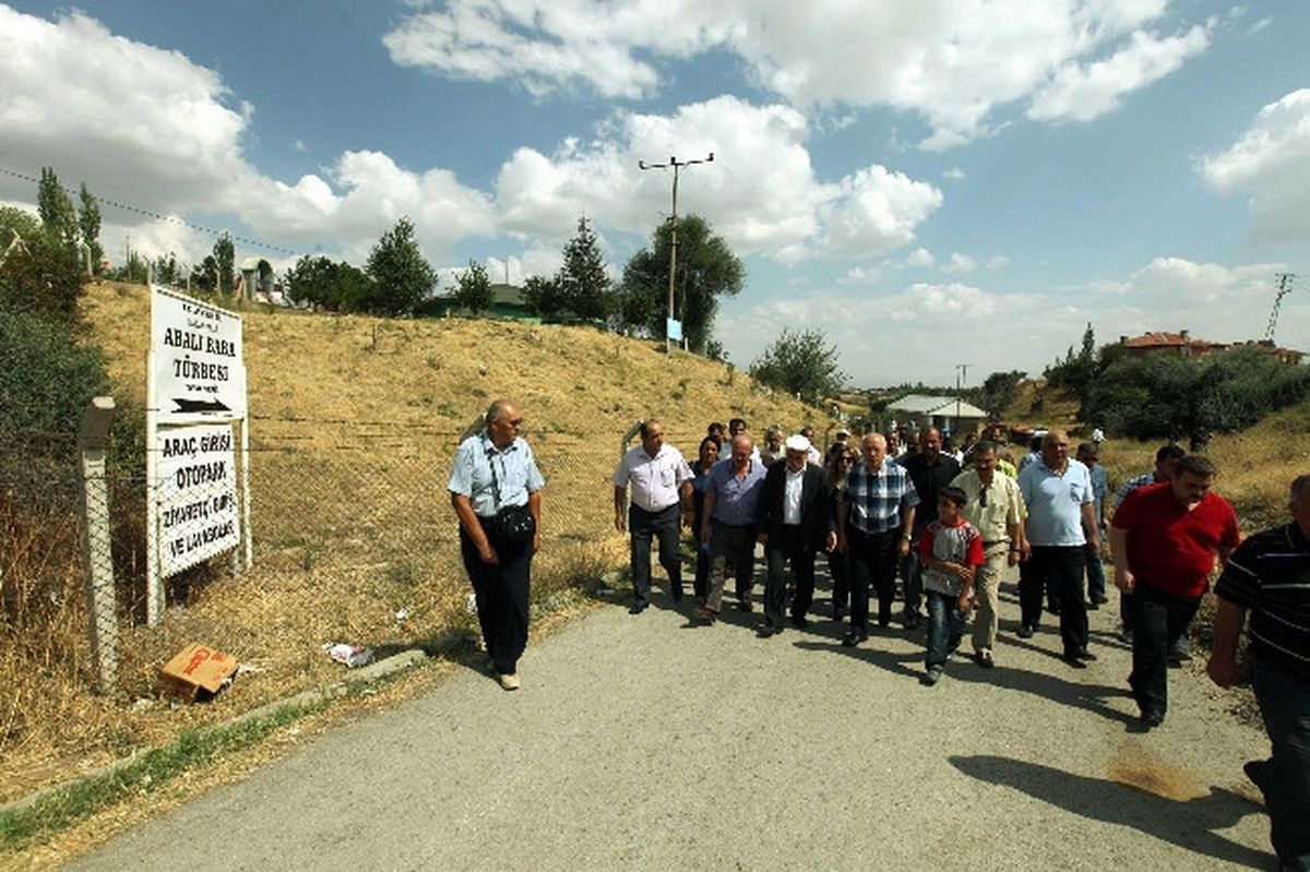 Yaşar, Memlik Mahallesi\'nde