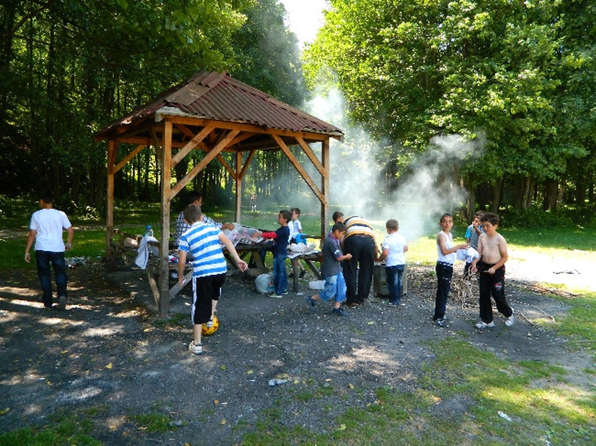 Yaz Kuran Kursuna Katılan Öğrencilerin Piknik Keyfi