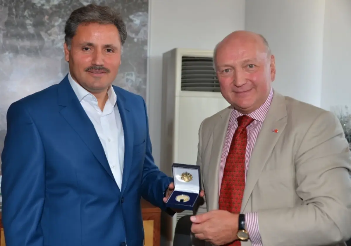 Büyükelçilerden Malatya Belediye Başkanı Ahmet Çakır\'a Ziyaret