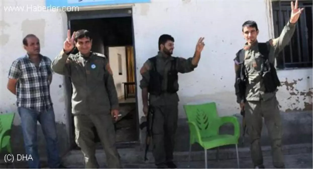 Kürtlerin denetimdeki Bölgede Esad'ın Askerleri Görüntülendi