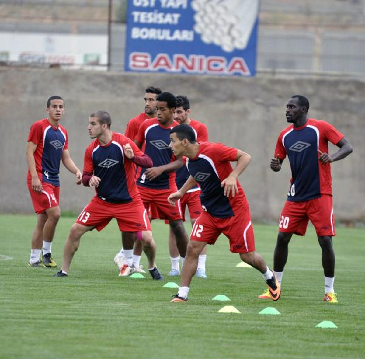 Elazığspor\'da 2,5 Saat Antrenman