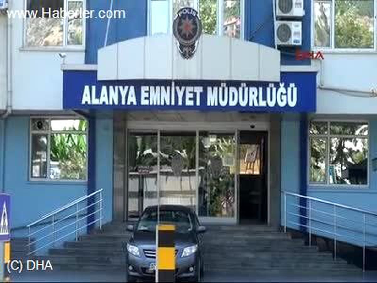 Esrar Sevkiyatçıları Adliyede