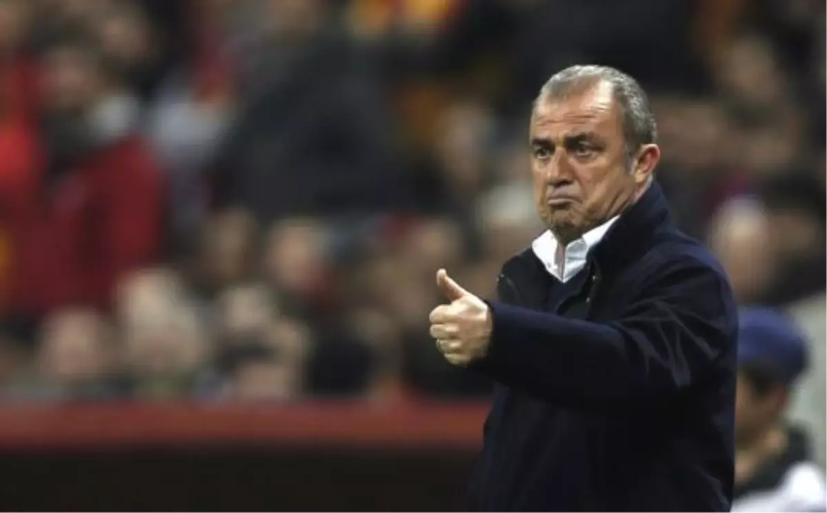 Galatasaray Taraftarlarından Fatih Terim\'e Çağrı