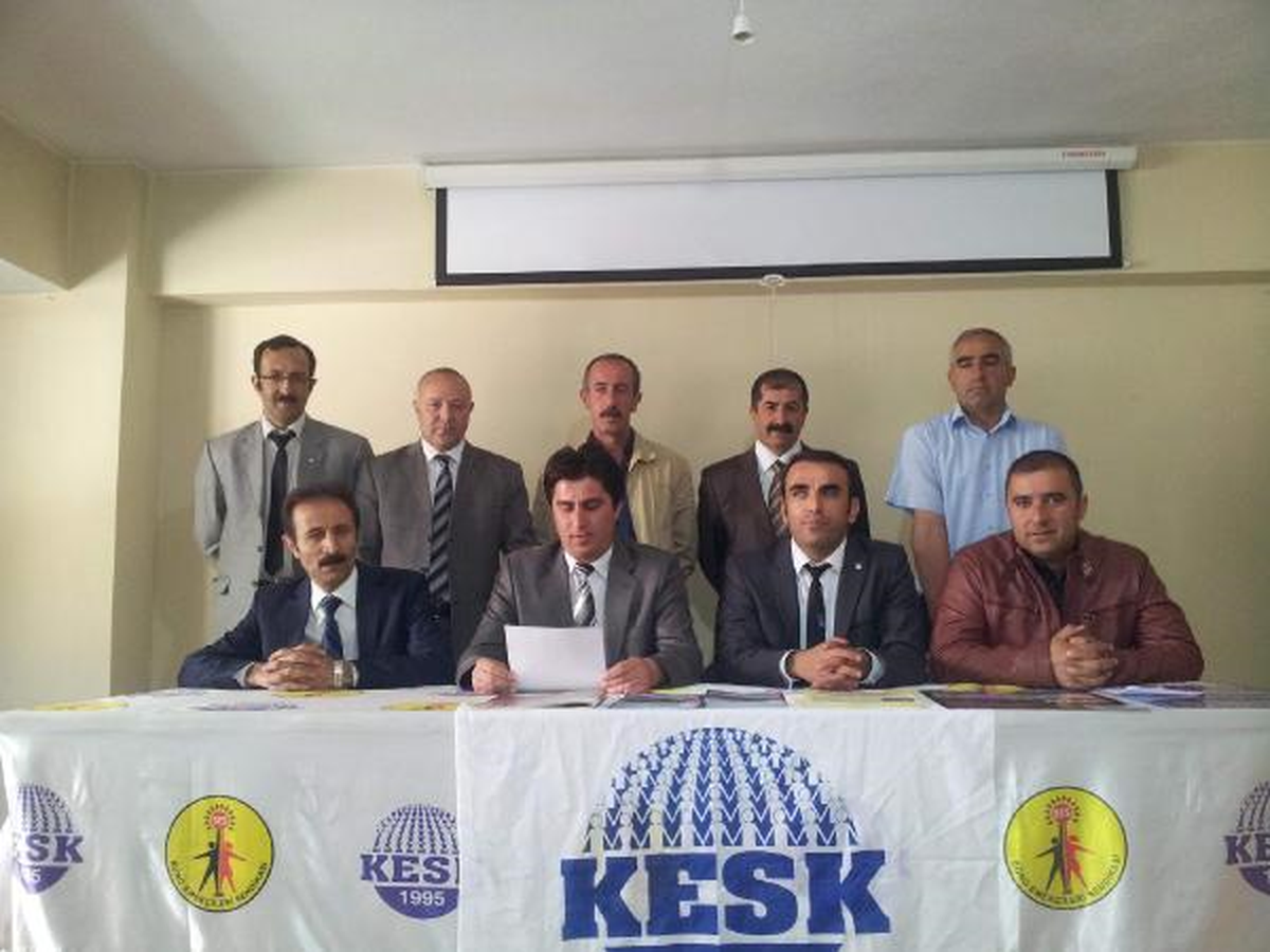 KESK\'ten: Kapıları Açın Rojava\'ya Yardımları Ulaştıralım