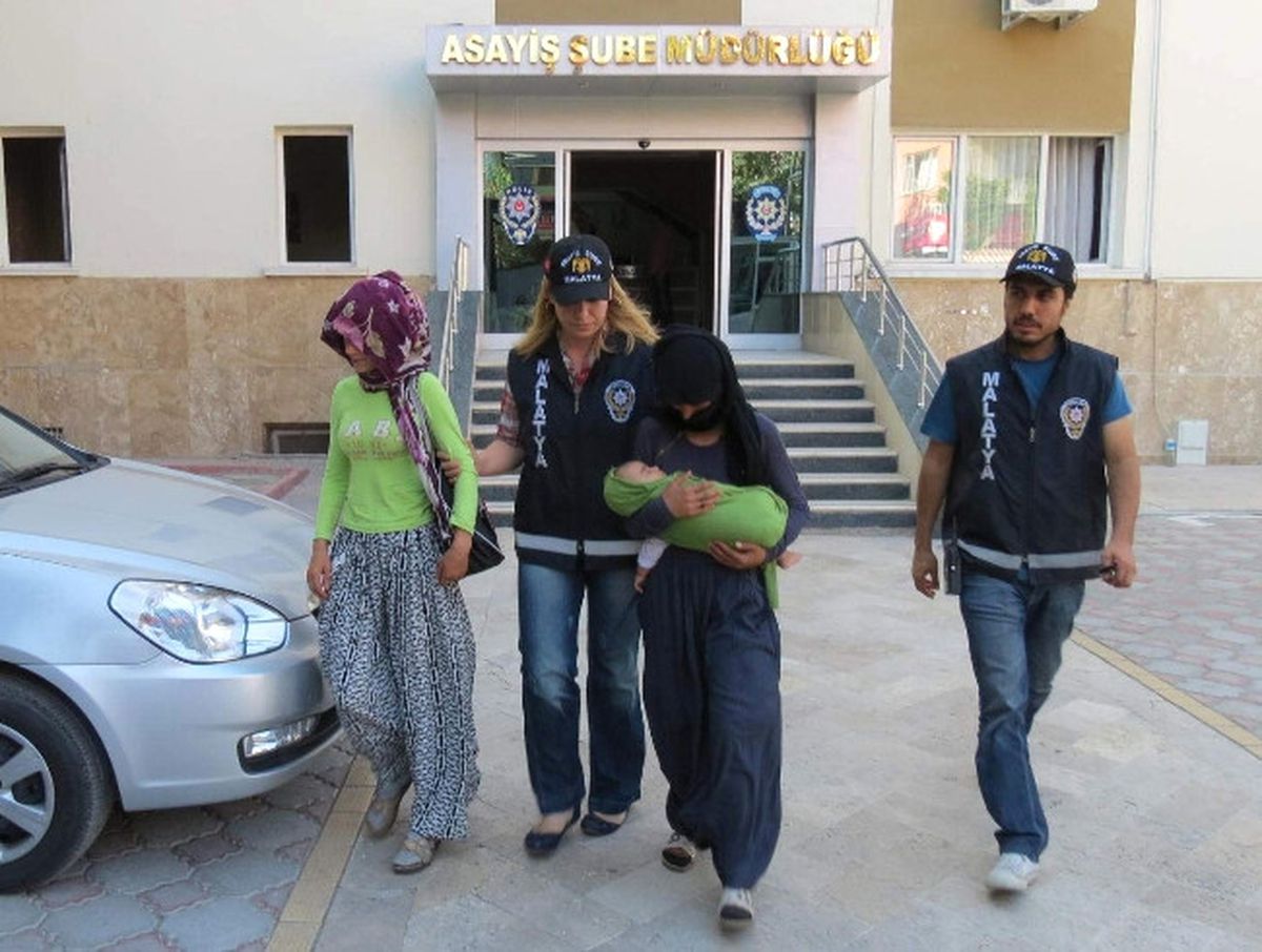 Hırsızlık Yapan Kadınlardan Ev Sahibi Şikayetçi Olmadı