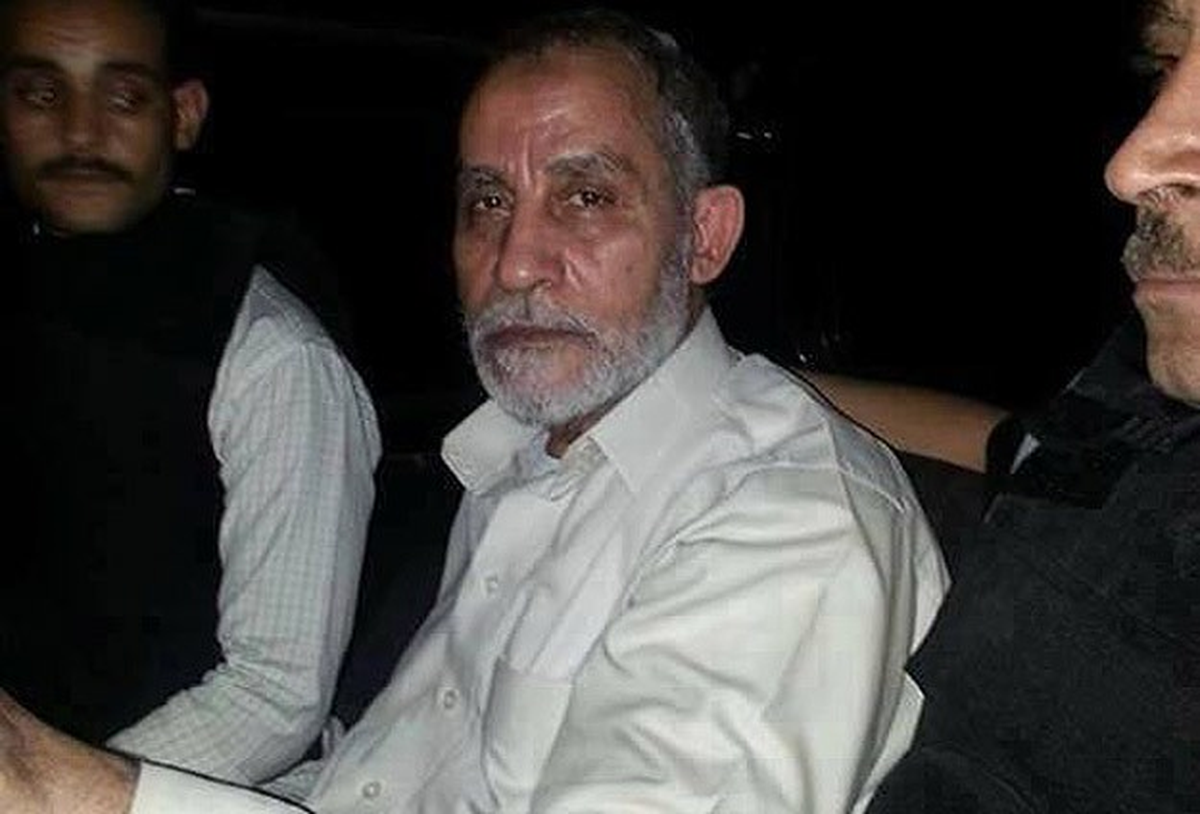 İhvan Rehberlik Konseyi Başkanı Bedii\'nin Tutuklanması