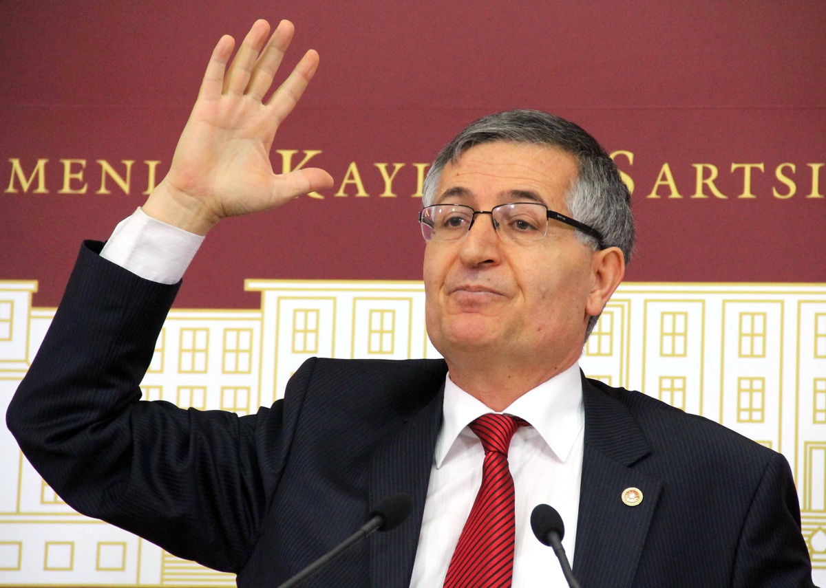 MHP\'li Yeniçeri Başbakan\'ın İsrail İddialarını Değerlendirdi