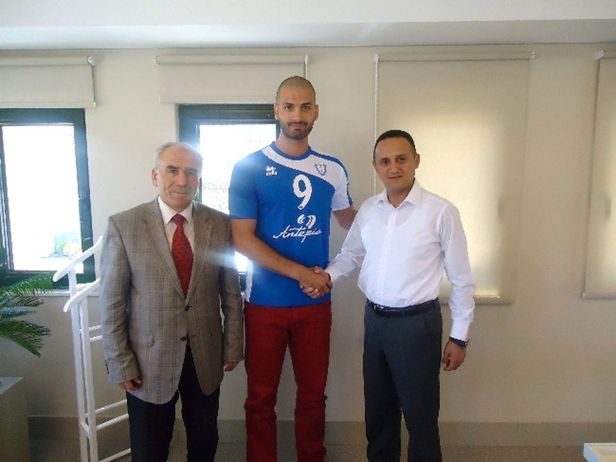 Şahinbey Voleybol Takımı Sporcusu Kemal Kıvanç Elgaz\'a Milli Takımdan Davet