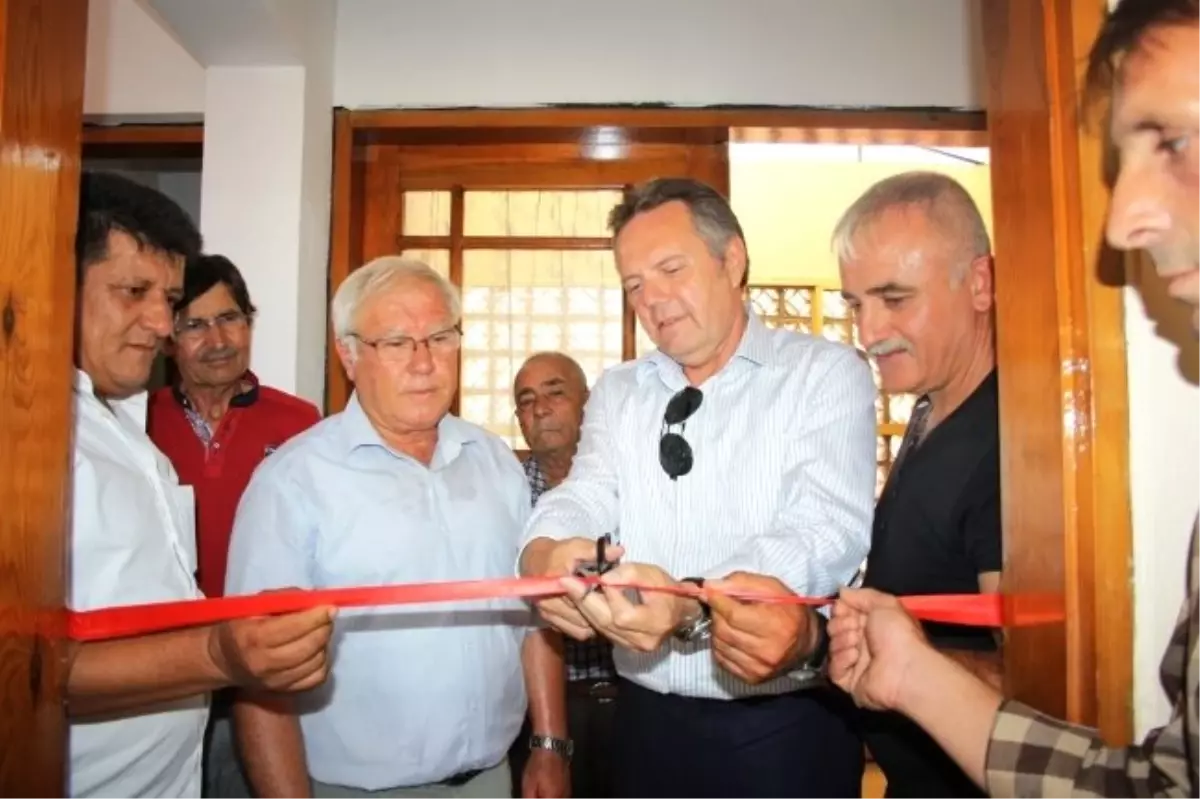 Türközen'e İlk Destek Devecilerden Geldi