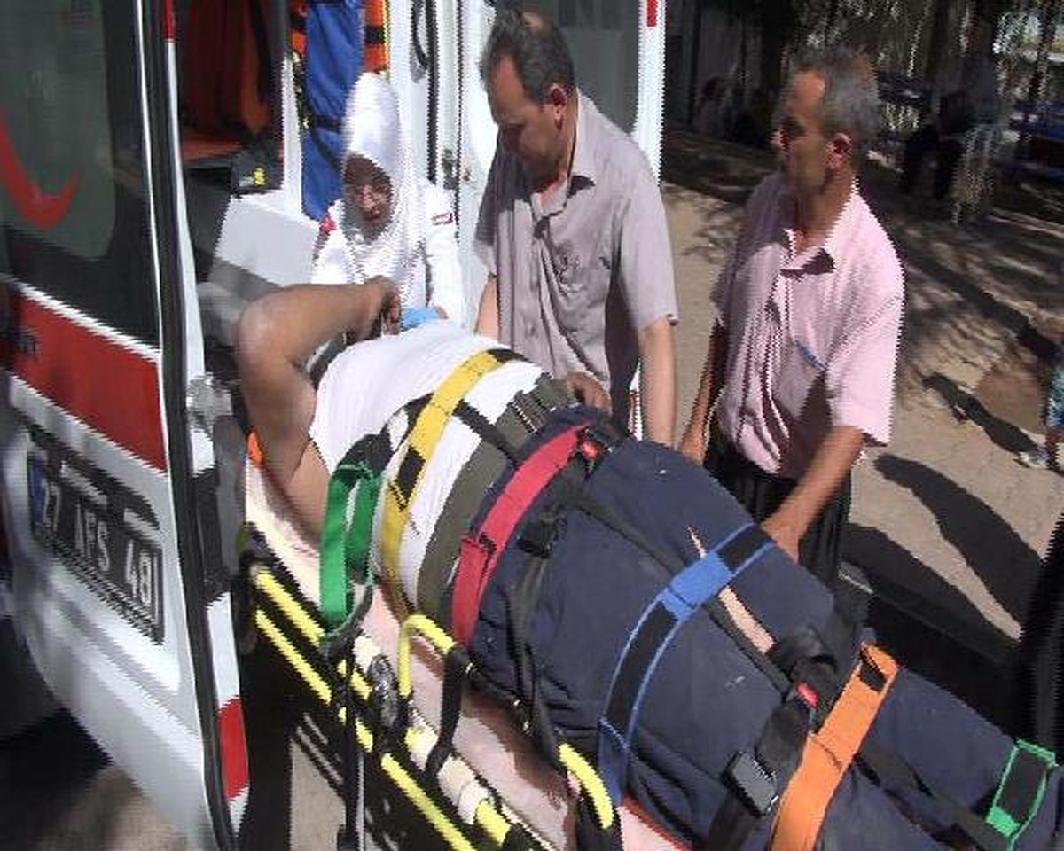 Yavuzeli\'nde Sepetli Motosiklet Devrildi: 1 Yaralı
