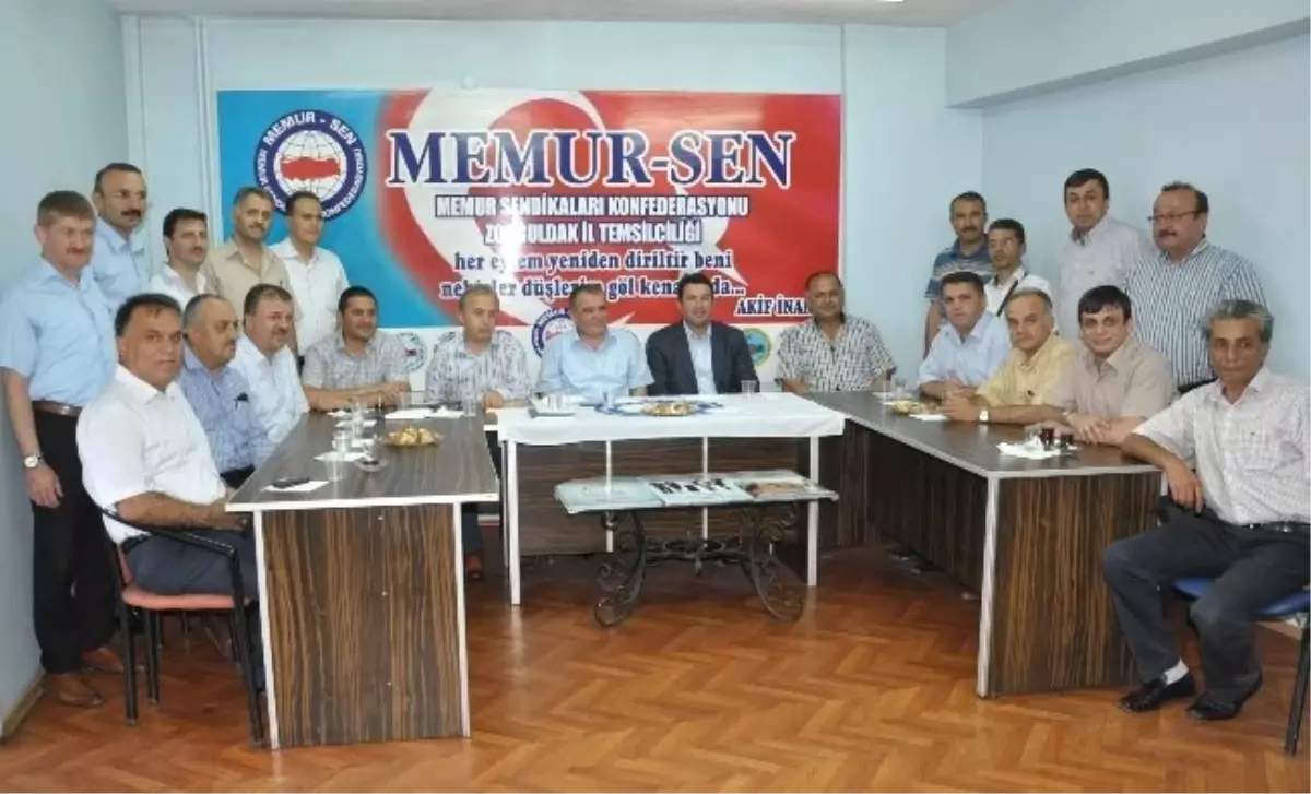 AK Parti Heyetinden Memur-Sen\'e Ziyaret