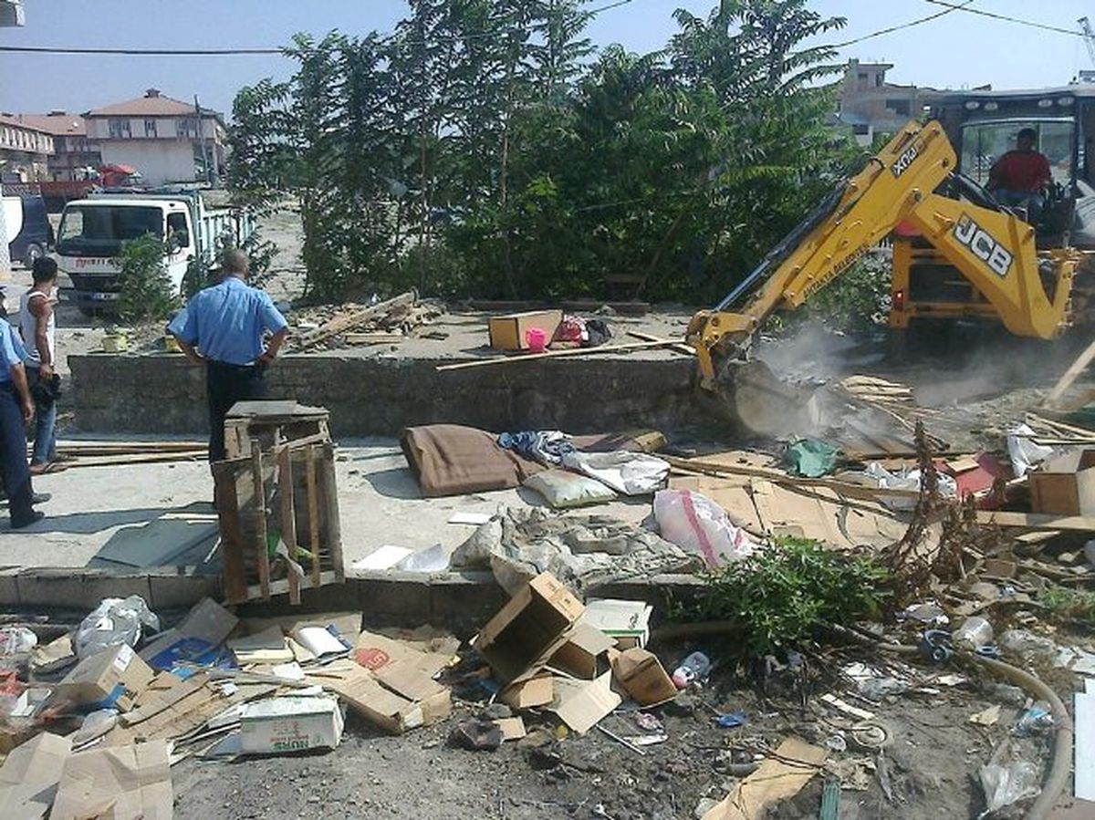 Antakya\'da Dilencilerin Çadırları Söküldü