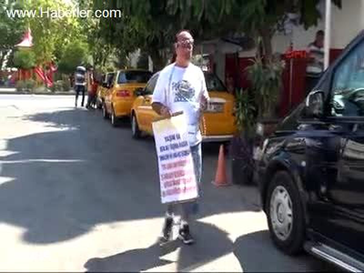 CHP'yi 140 Kilometrelik Yürüyüşle Protesto Etti