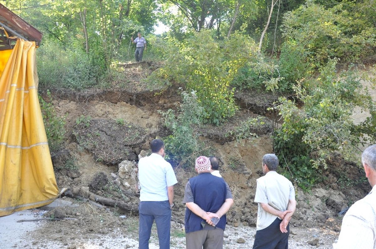 İnegöl\'de Heyelan