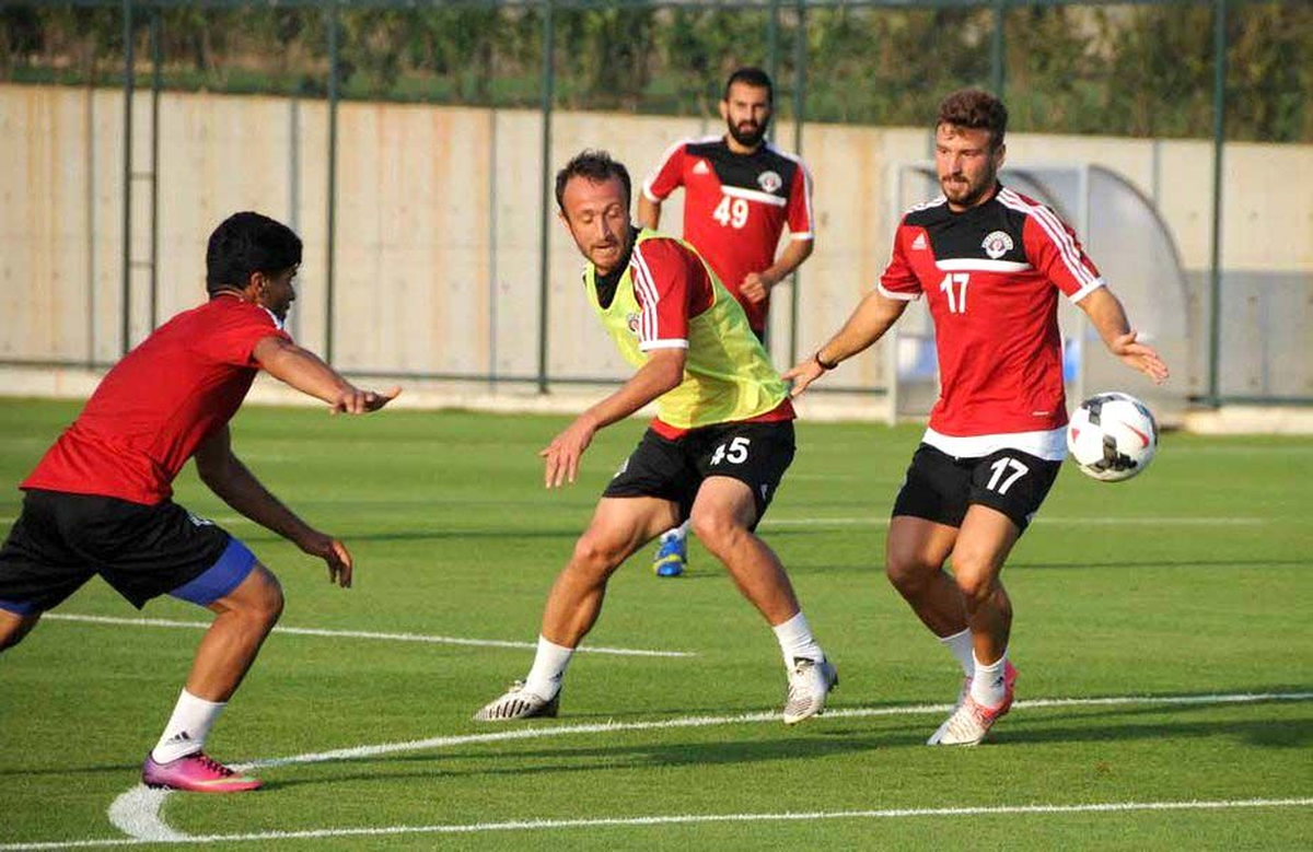 Kasımpaşa\'da Kayserispor Maçının Hazırlıkları Sürüyor