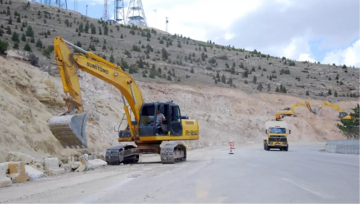 Konya\'da Yol Düzenleme Çalışmaları Başladı