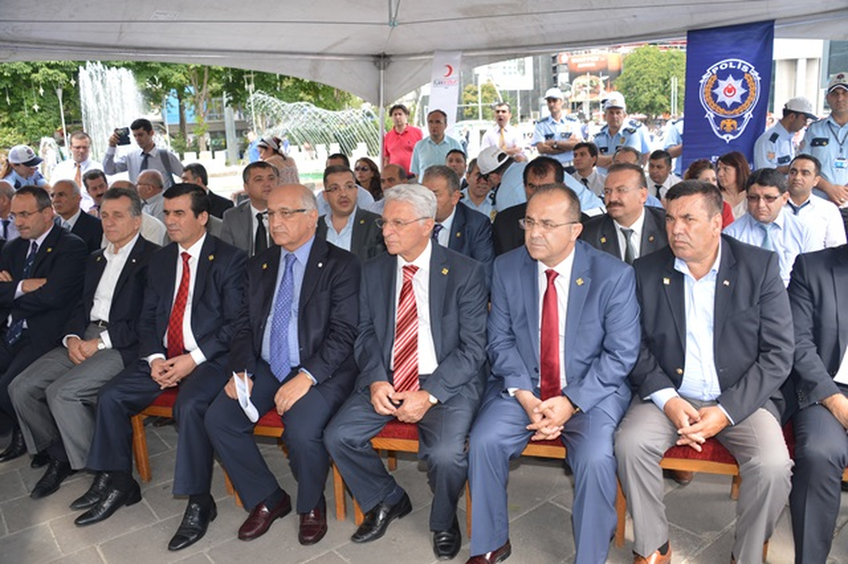 'Sevdiklerinizden Hızla Uzaklaşmayın' Kampanyası Başladı