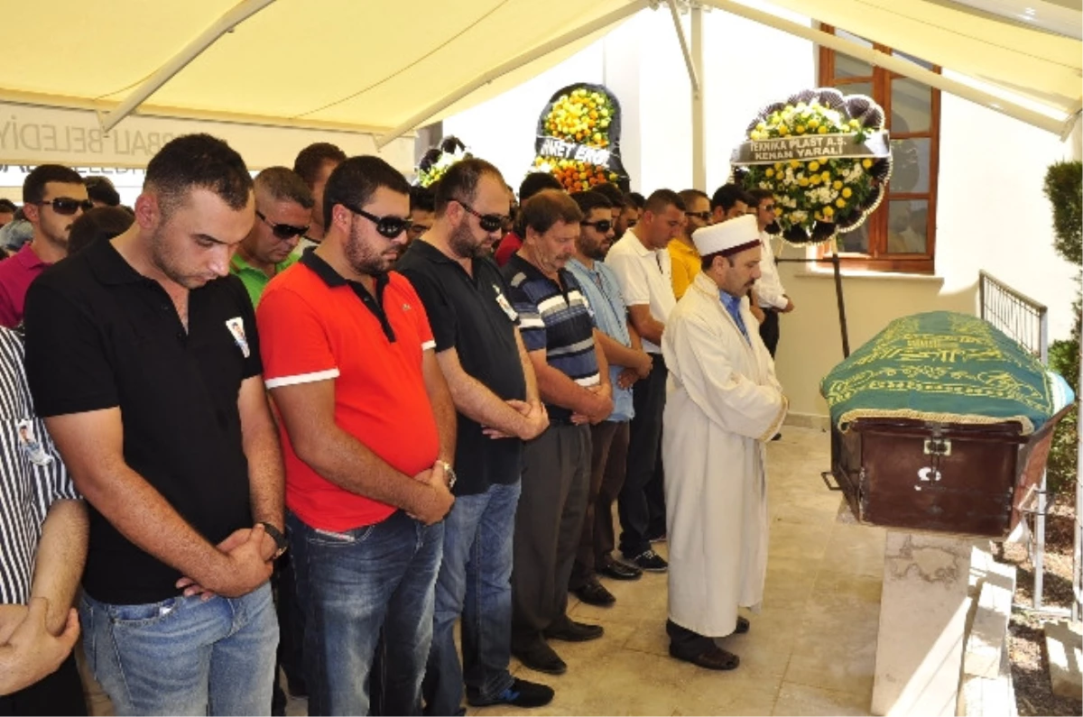 Talihsiz Gencin Cenazesi Bugün Torbalı\'da Toprağa Verildi