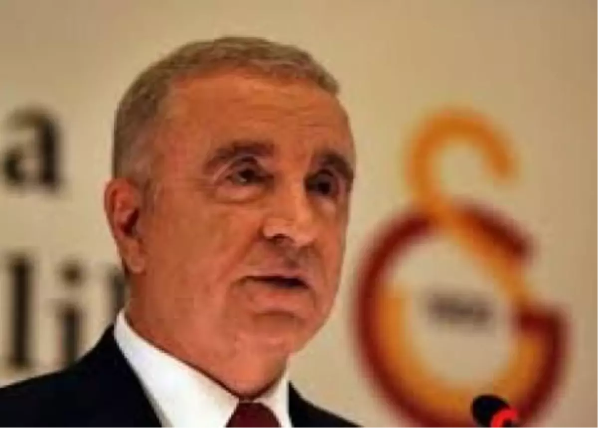 Terim, 1 Yıl Hem G.Saray\'ı Hem Milli Takım\'ı Çalıştıracak