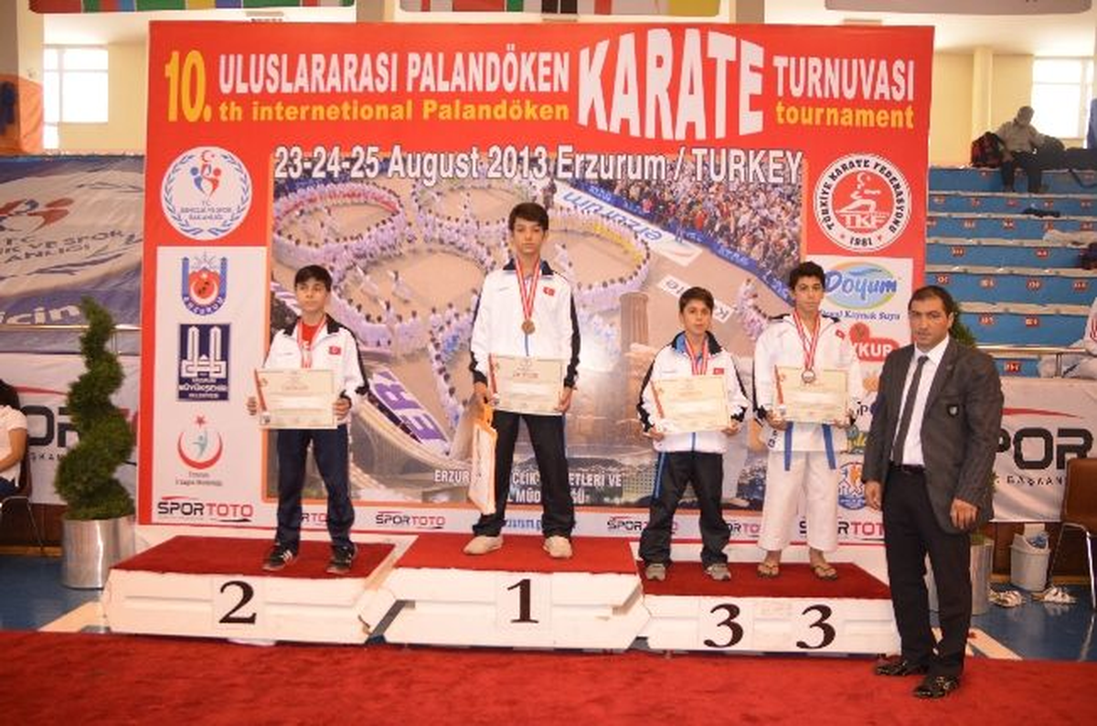 10. Uluslararası Palandöken Karate Turnuvası Başladı