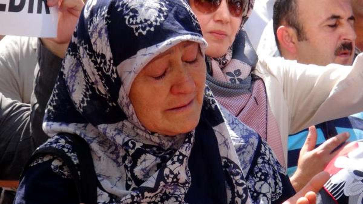 Bartın\'da, Suriye ve Mısır\'daki Katliamlar Protesto Edildi