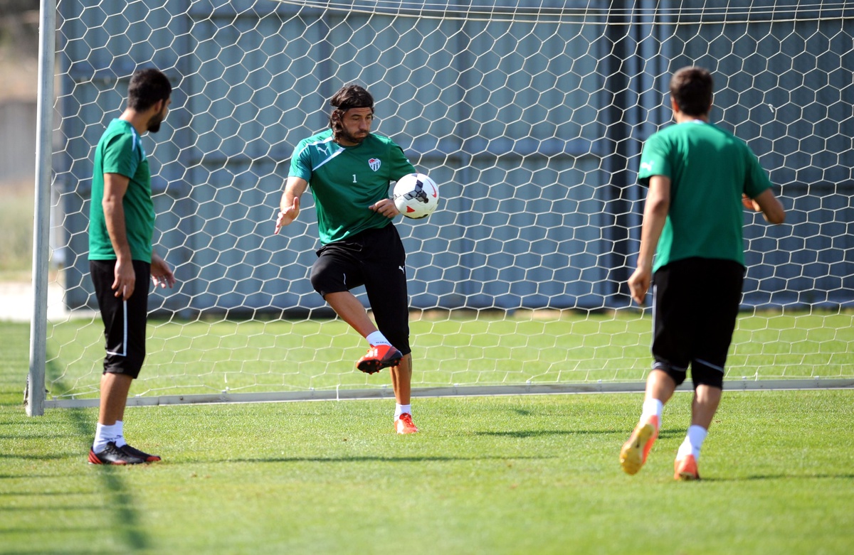 Bursaspor\'da Galatasaray Maçı Hazırlıkları Devam Ediyor