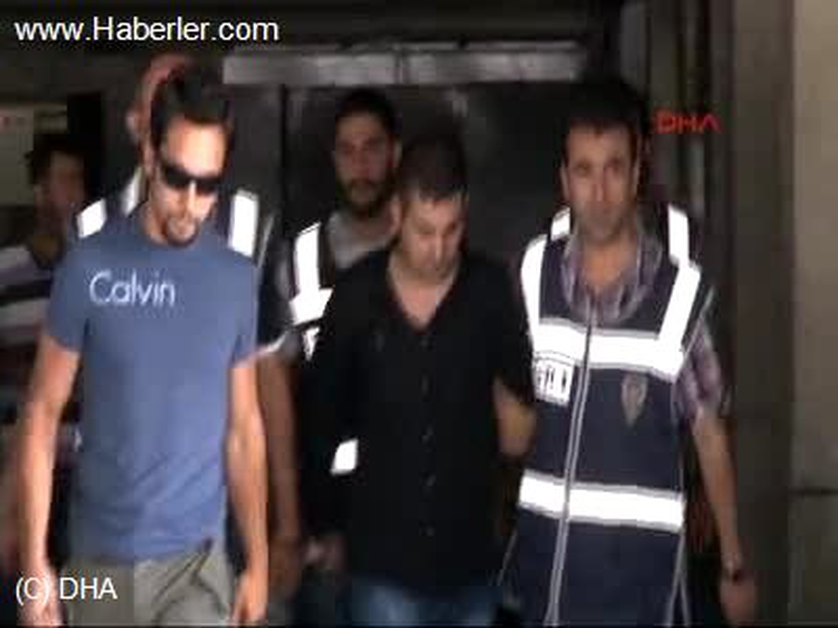 CHP\' Li Genç\' İn Evine Giren Hırsız Yakalandı