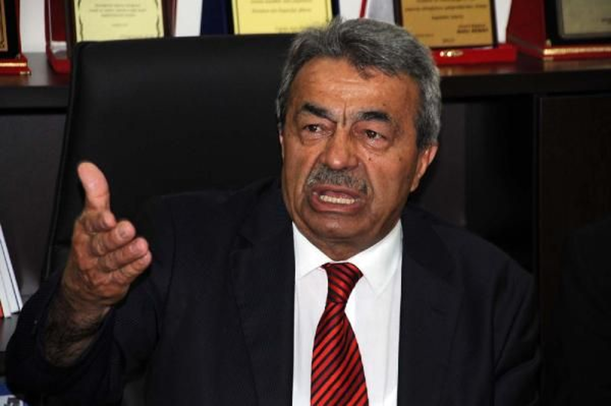 CHP\'li Kamer Genç\'e Çözüm Süreci Protestosu