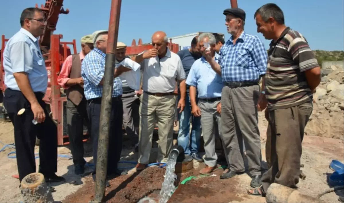 Dikili Yeni Su Kaynağını Buldu