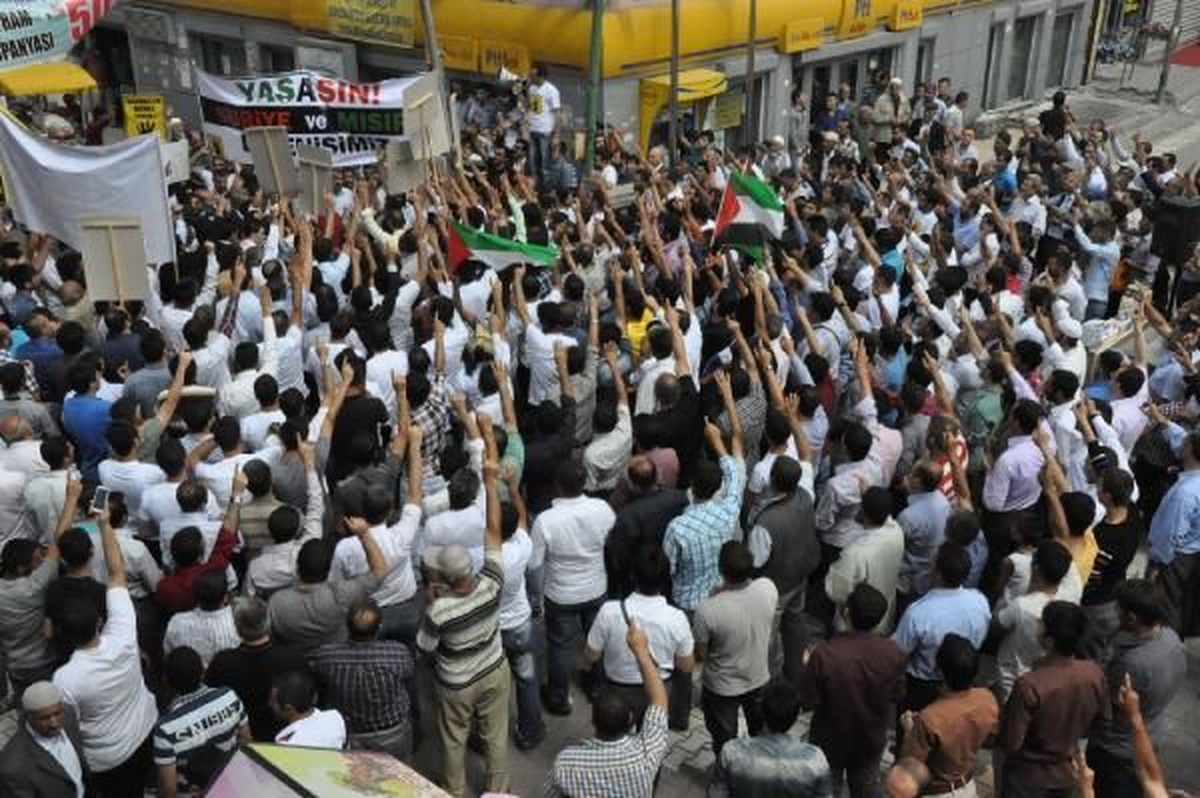 Erzurum Mısır ve Suriye\'deki Katliama Ağladılar
