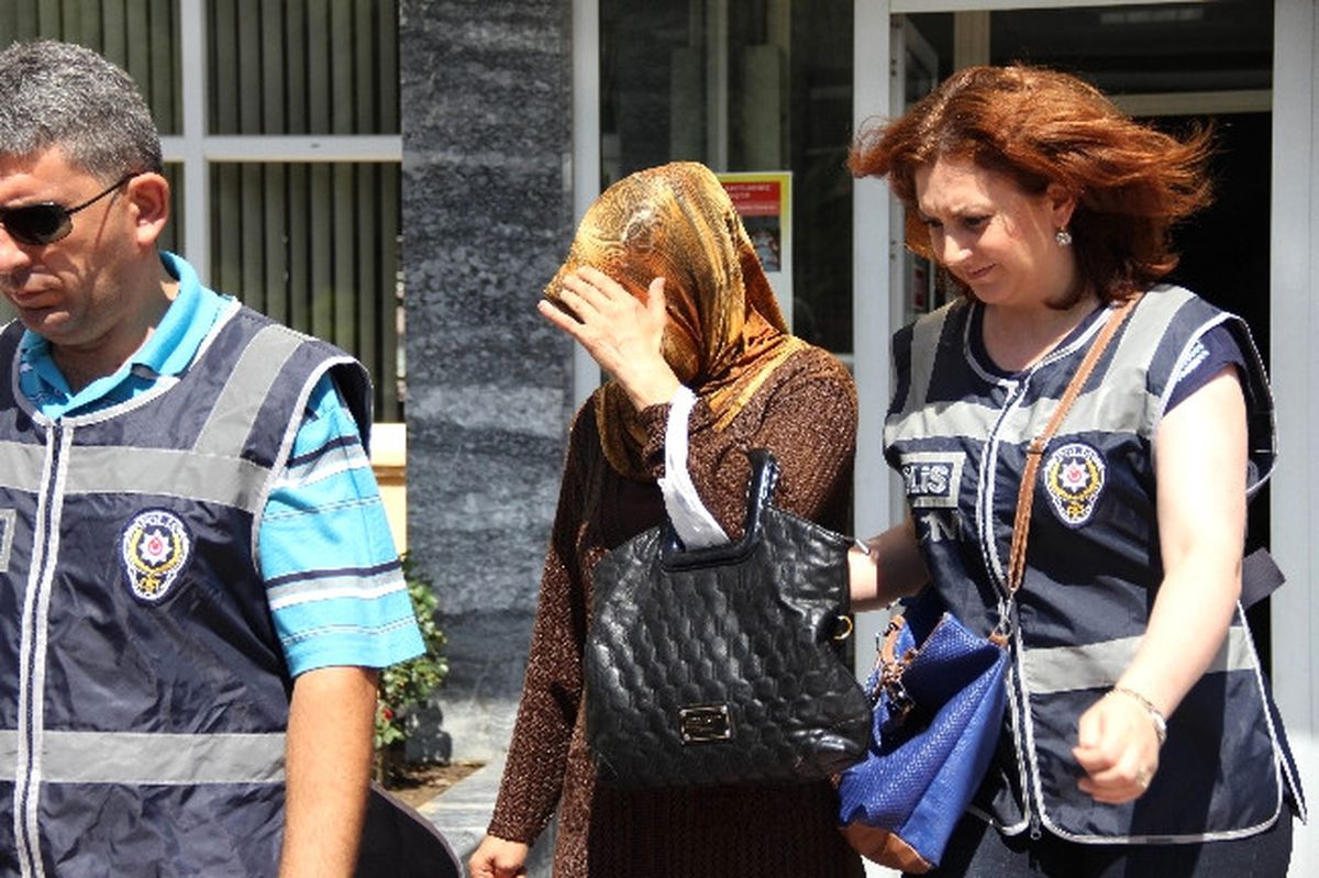 Evinde Satışa Hazır Uyuşturucu Ele Geçen Kadın Gözaltına Alındı