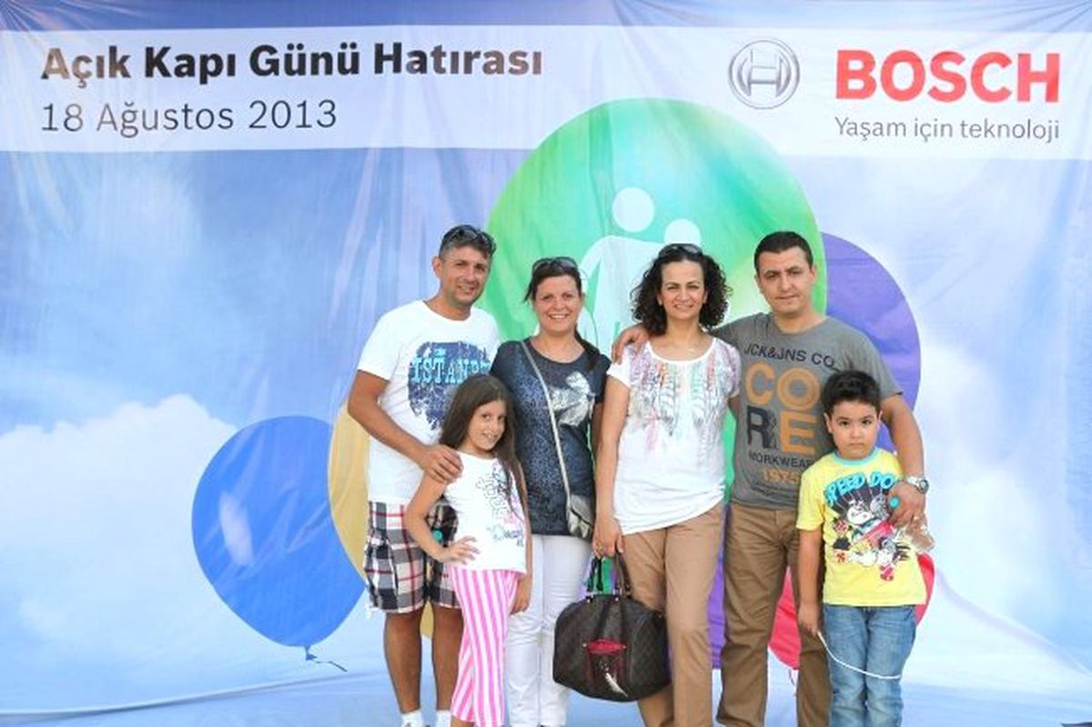 Fabrikanın Kapılarını Çalışanların Ailelerine Açtılar